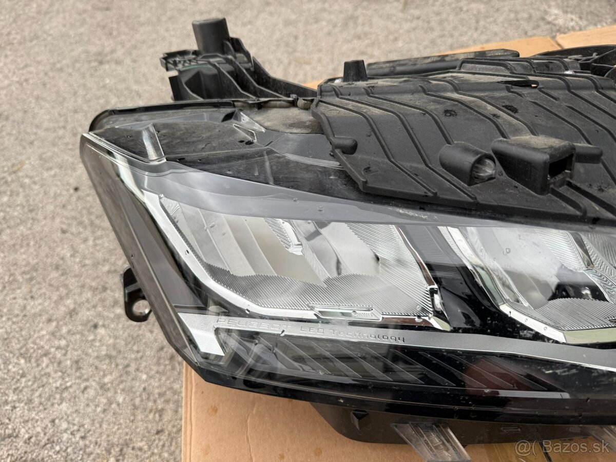 PEUGEOT 308 T10 2021+PREDNÉ SVETLA - 6