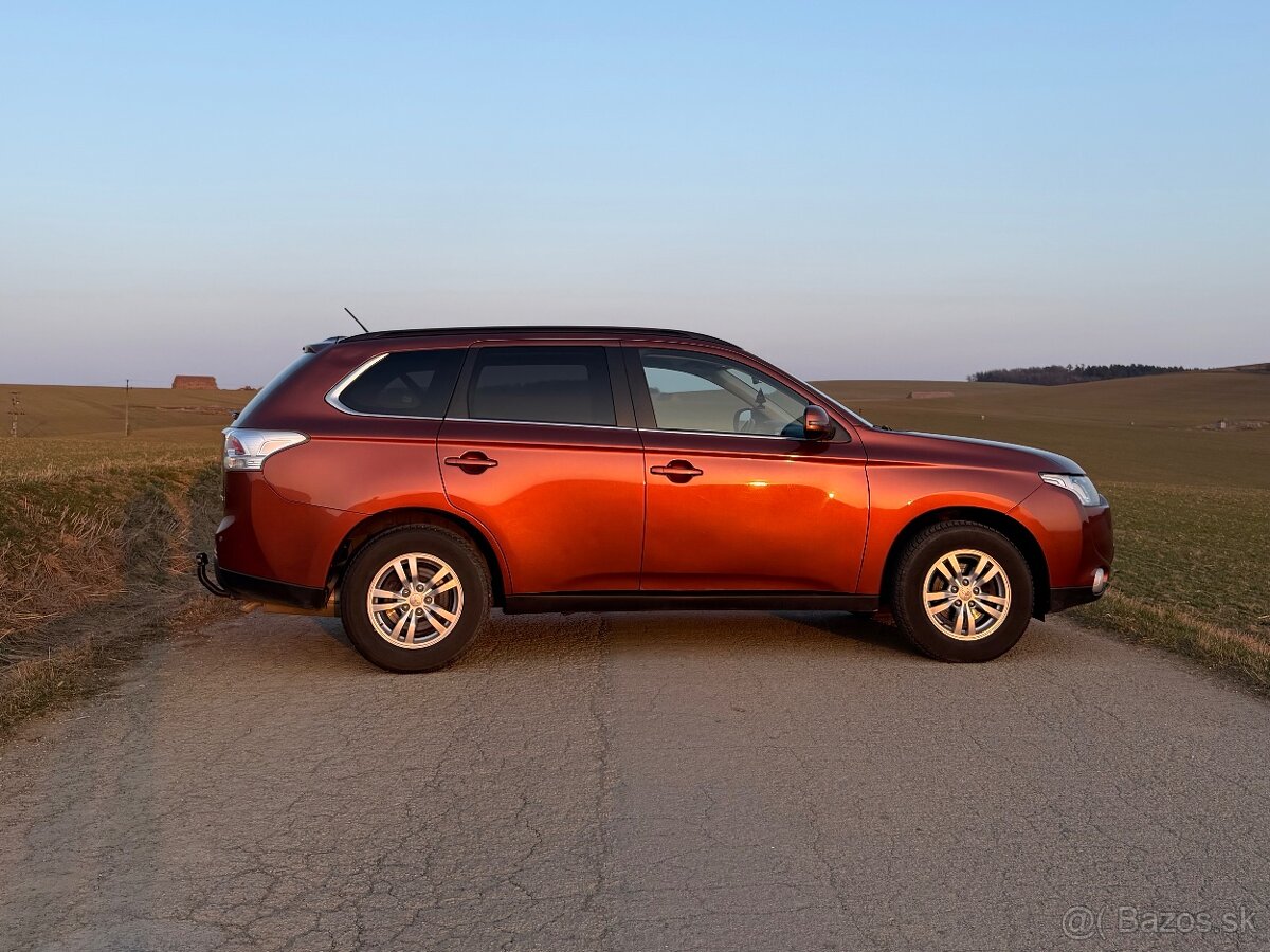 Mitsubishi Outlander 2.0 - 6