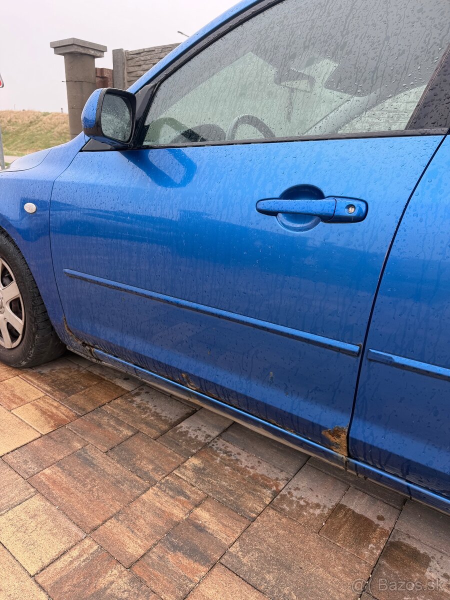 Vymením Mazda 3, 2005, 1.6 benzín - 6