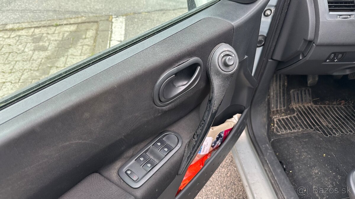 RENAULT MEGANE COMBI - 6