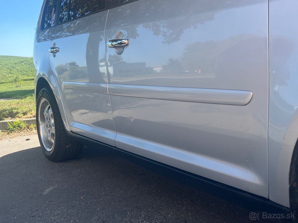 Volkswagen Touran 1.9Tdi 77kw - 6