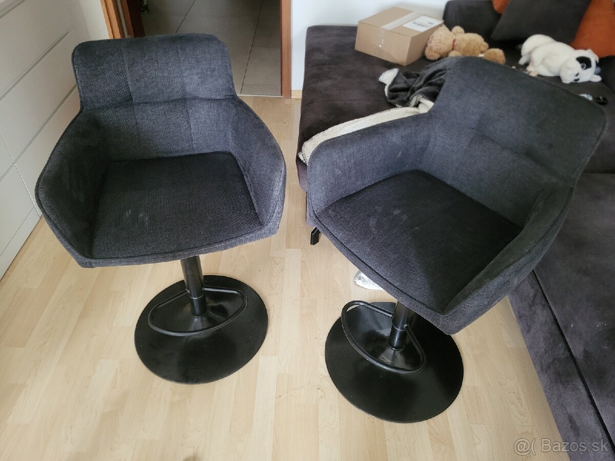 Bar so stoličkami - 6