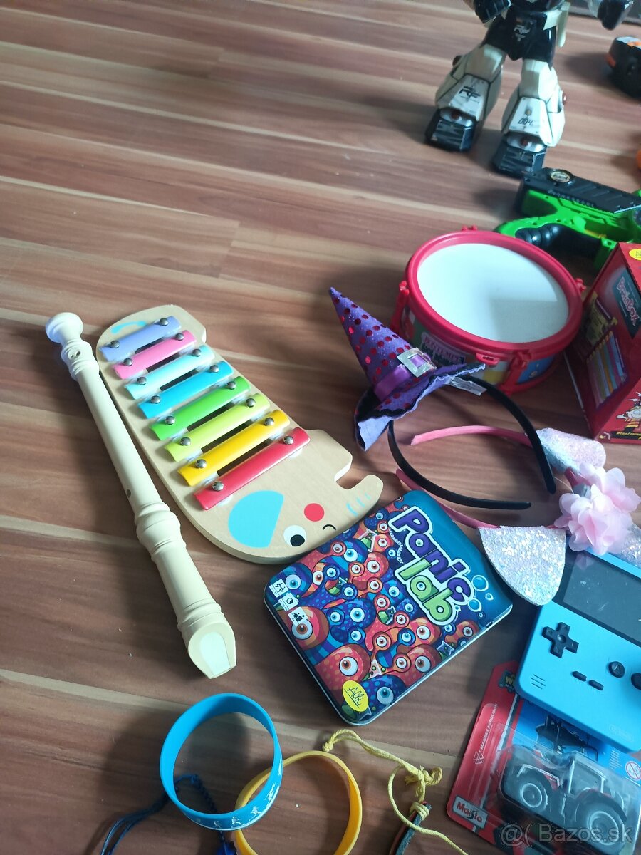 Rôzne hračky/drobnosti - 6