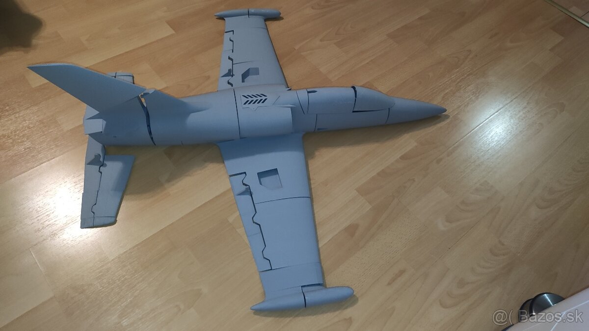 L- 39 Albatros , RC lietadlo - 6