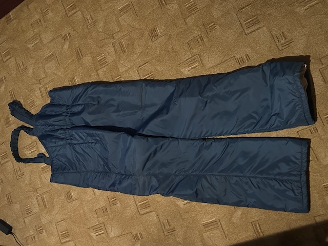 Predám retro lyžiarske doplnky, lyže - 6