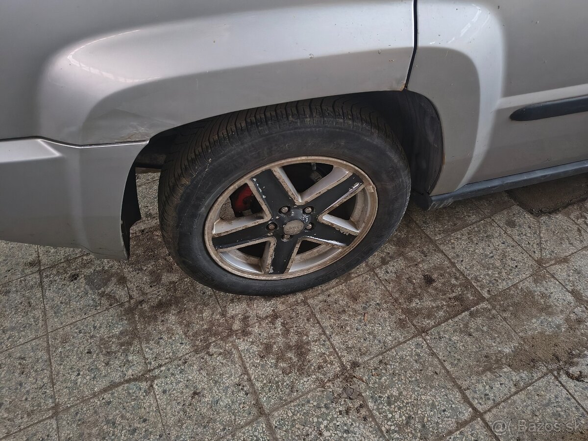 Jeep Patriot 2.4i - 6