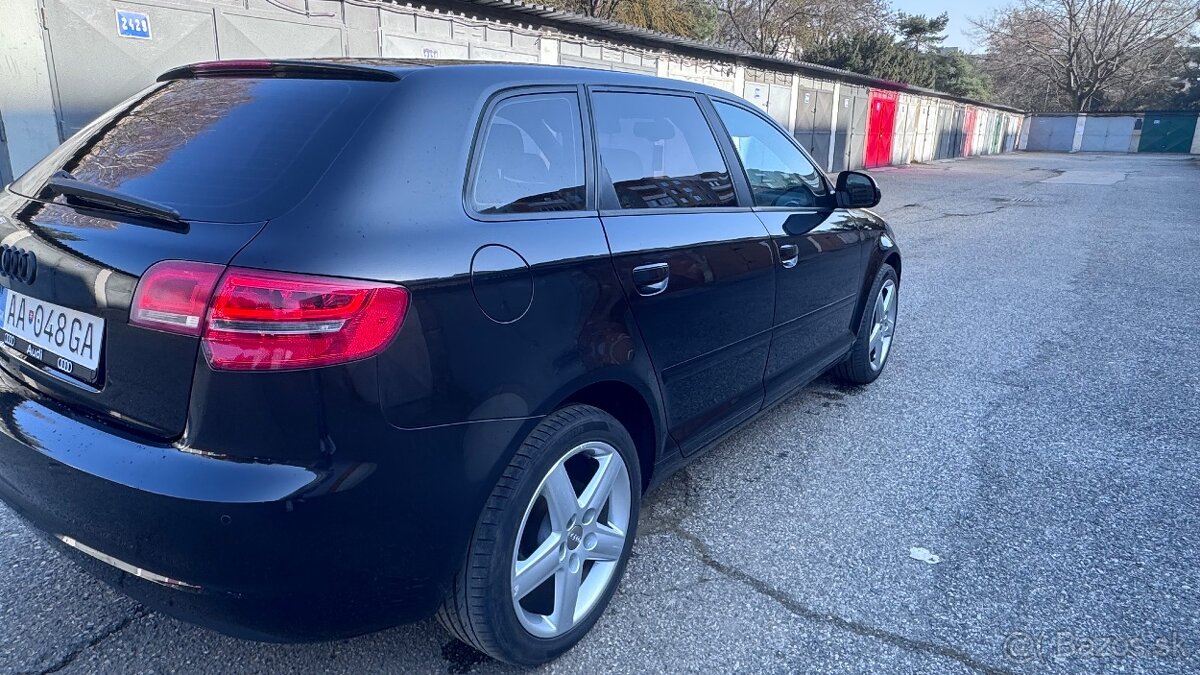 AUDI A3 SPORTBACK 1.6 TDI r.v. 2010 - 6
