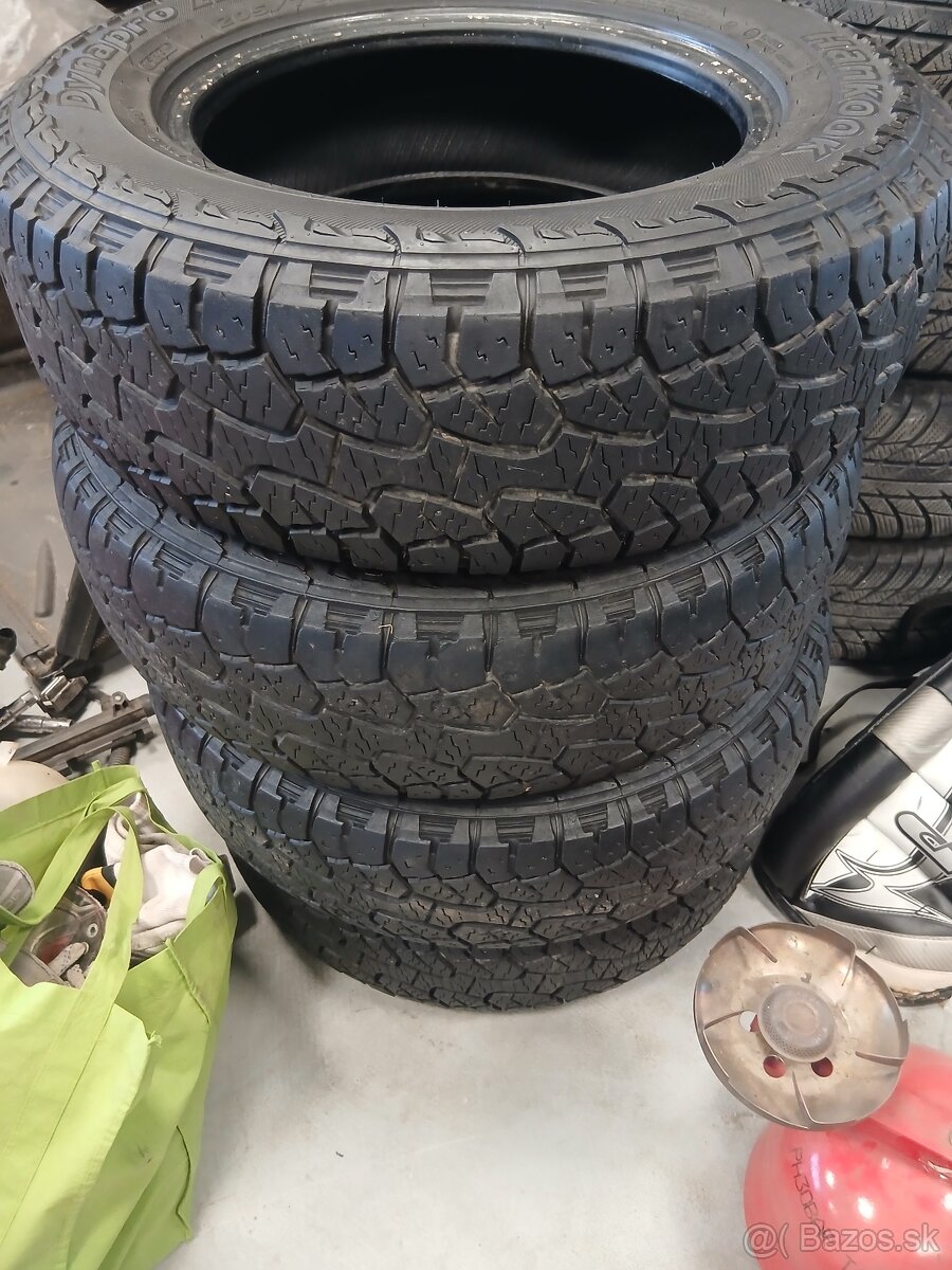 Pneu 205/70 r15 ATM - 6