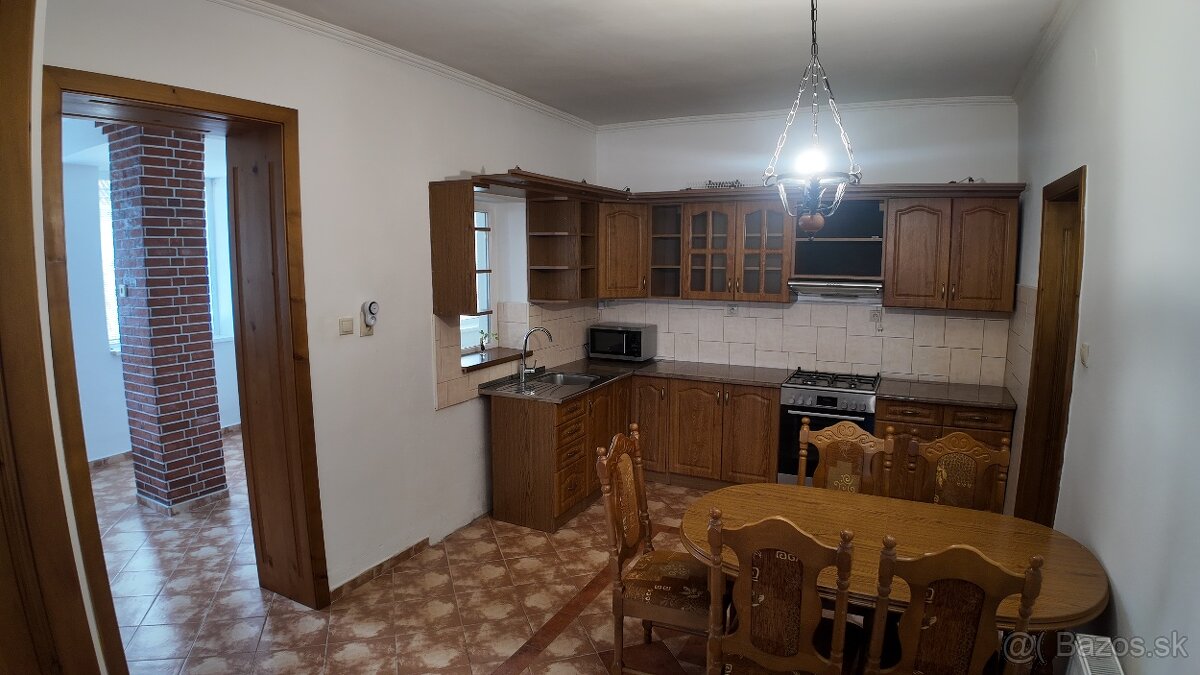 Prerobený 4izb rodinný dom s rozsiahlou záhradou, Kútníky - 6