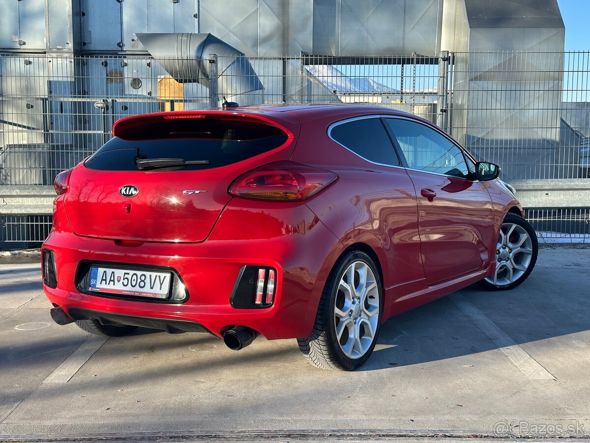 Kia Proceed GT - 6