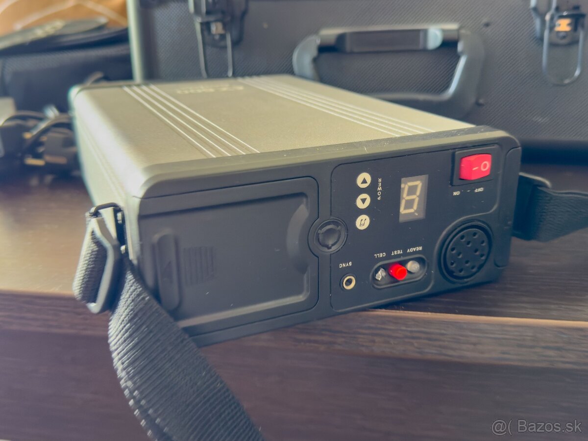 Blesk Godox EX600 - 6