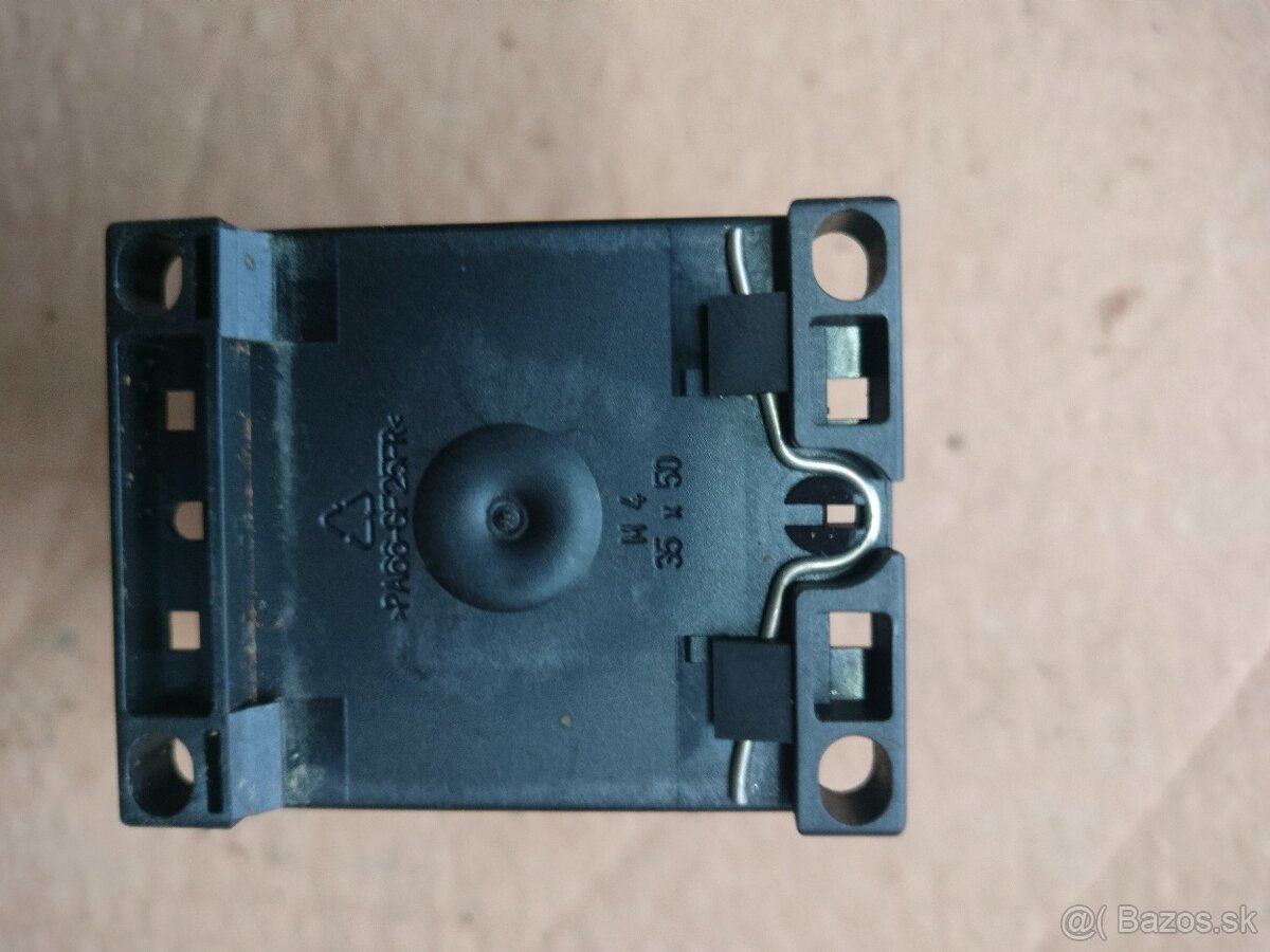 STYKAČ SIEMENS a ABB cena 4 euro - 6