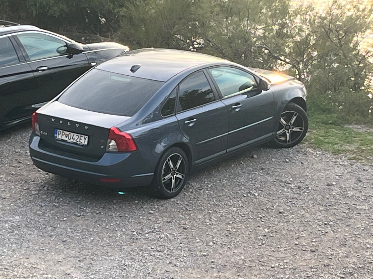 Volvo s40 1.6 benzin, 2009 - 6