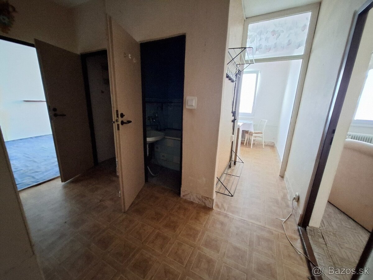 2 Izbový veľký byt - 6