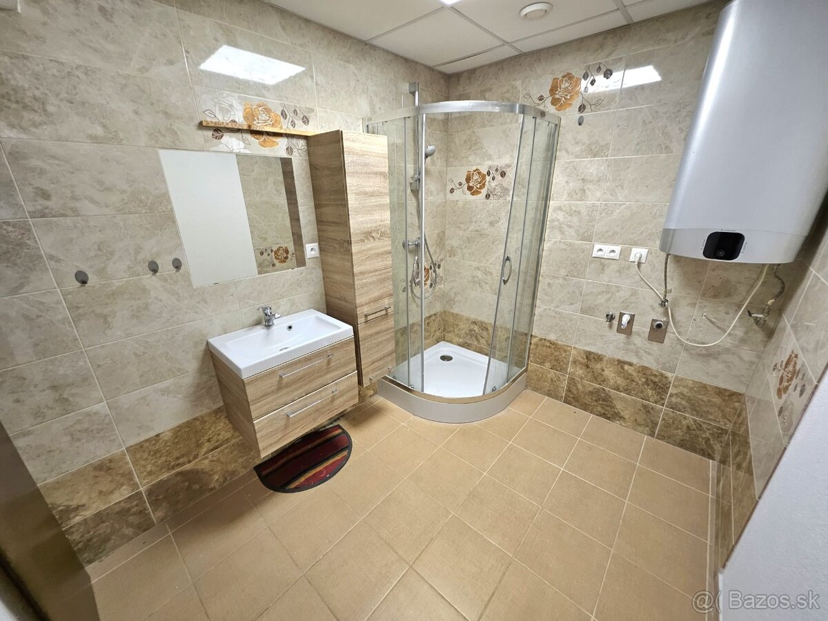 Slnečný 3-izbový byt - 6