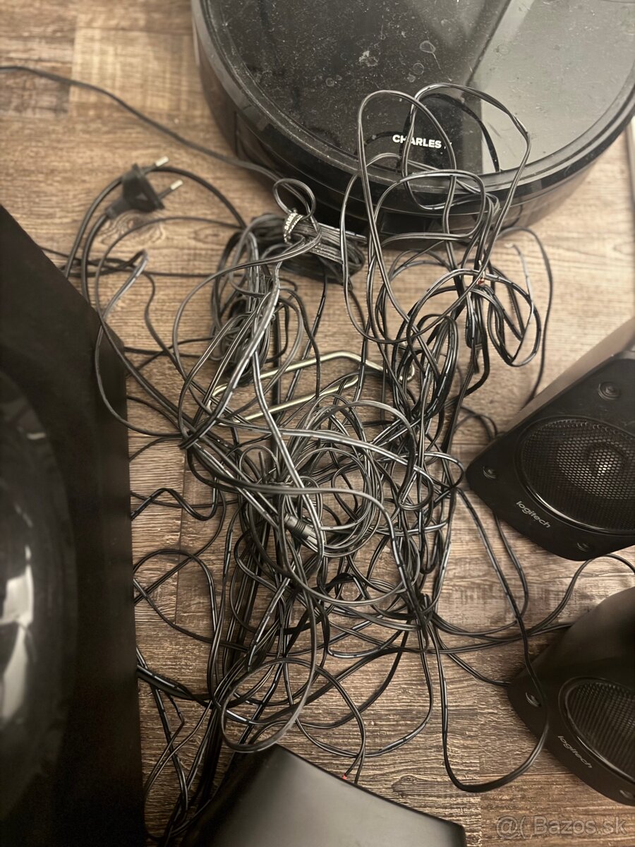 Logitech sound speakers Z906 - 6