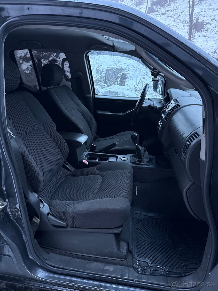 Nissan Navara D40 - 6