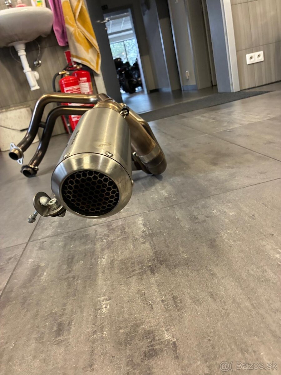 výfuk Yamaha MT-07 - 6