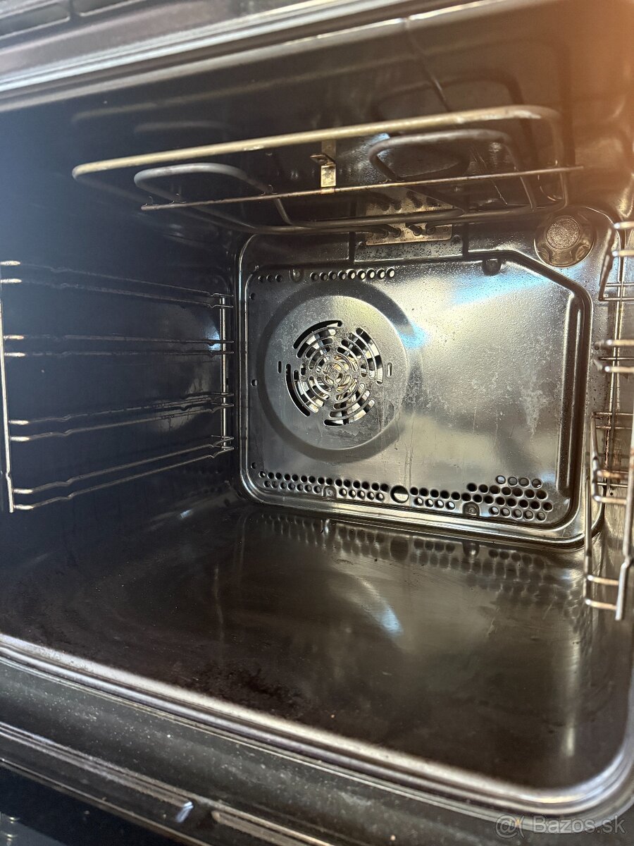 Elektrická rúra Electrolux EZB3400AOX – cena 100 € - 6