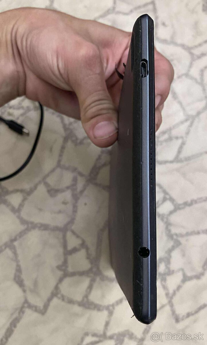 Lenovo Tab 4 8 2gb/16gb TB-8504X - 6