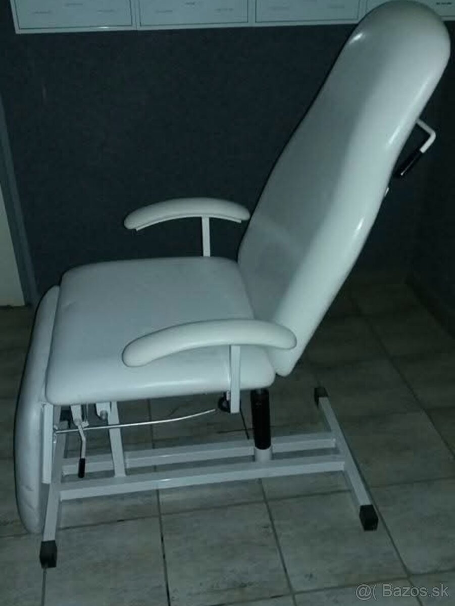 Predám lekárske kreslo - 6