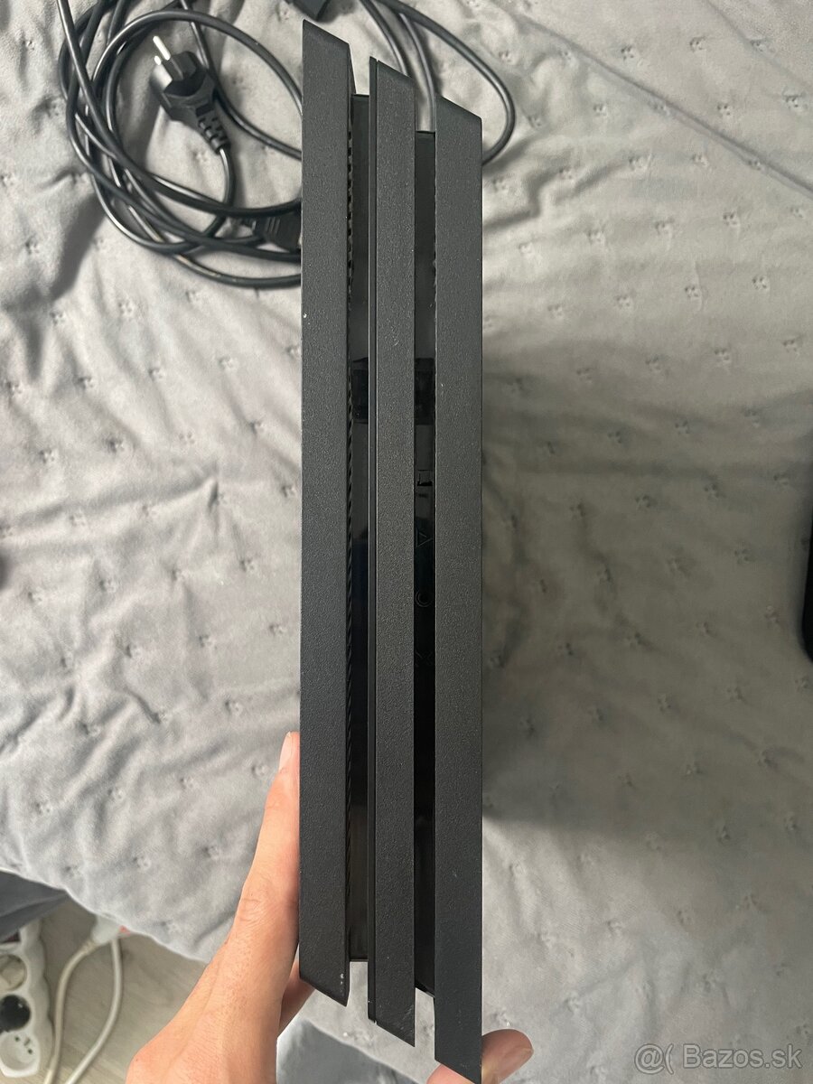 Predám PS4 Pro 1TB – možnosť aj s účtom výmena za Steam Deck - 6