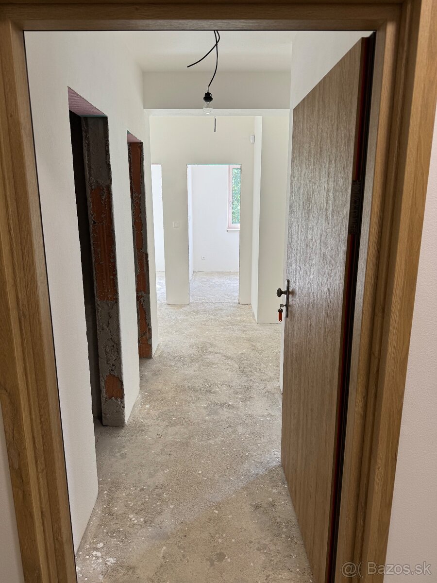 TOP PONUKA: Luxusný 4-izbový apartmán priamo na svahu 🏔️✨ - 6