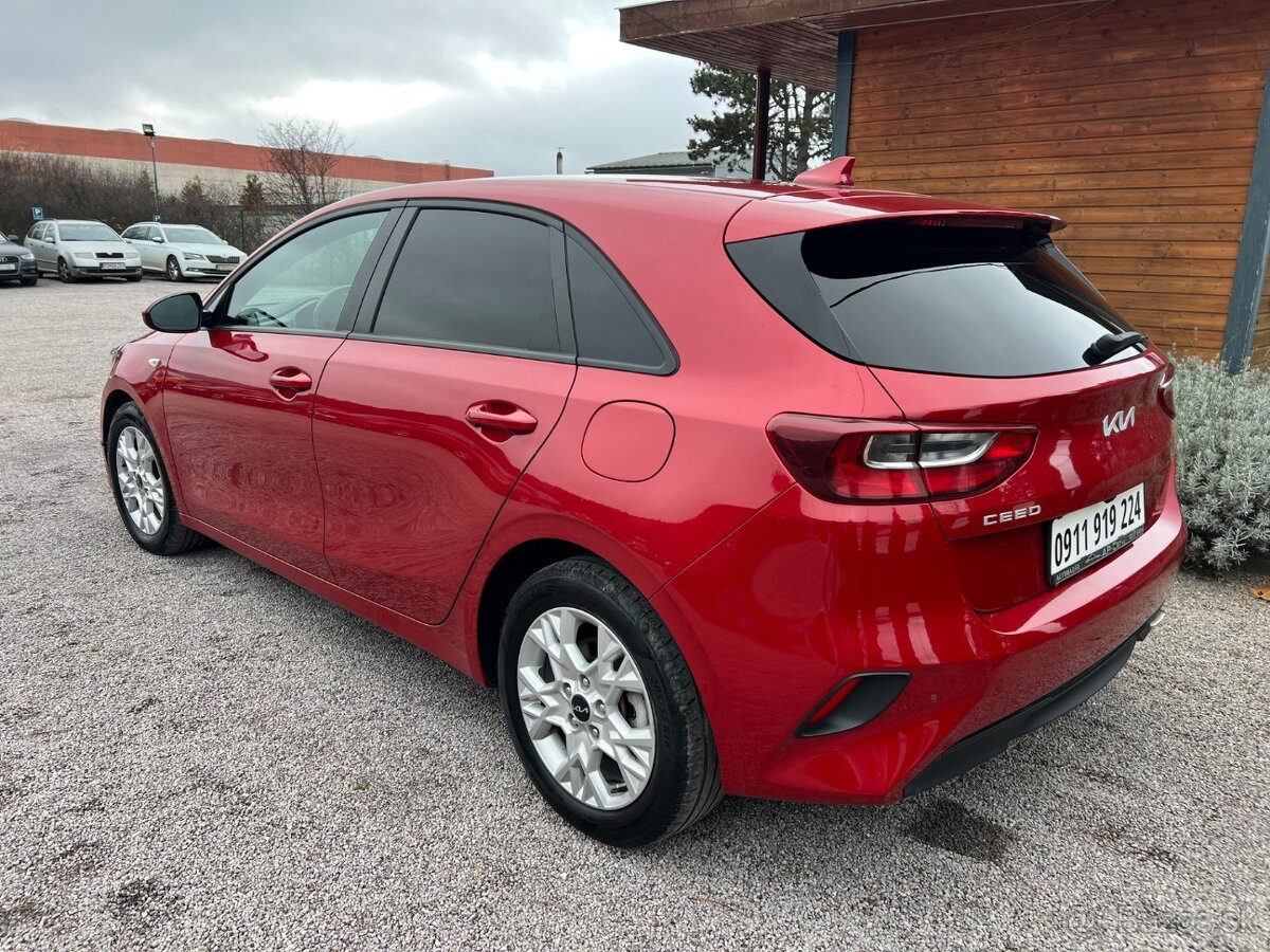 Kia Ceed 1.6 CRDi MHEV Gold - 6