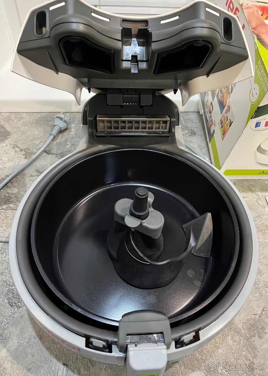 Tefal FZ 706017 ActiFry teplovzdušná fritéza - 6