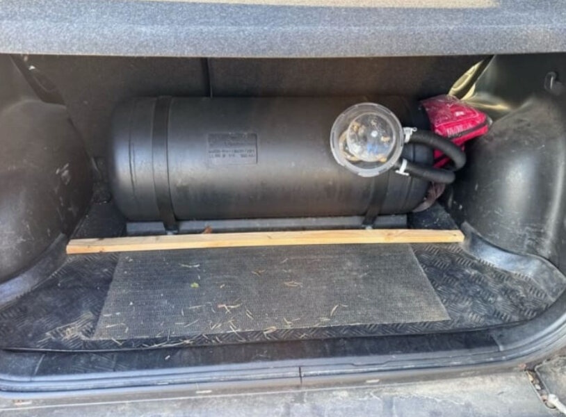 Suzuki Grand Vitara 2.4 benzin LPG 4x4 - 6