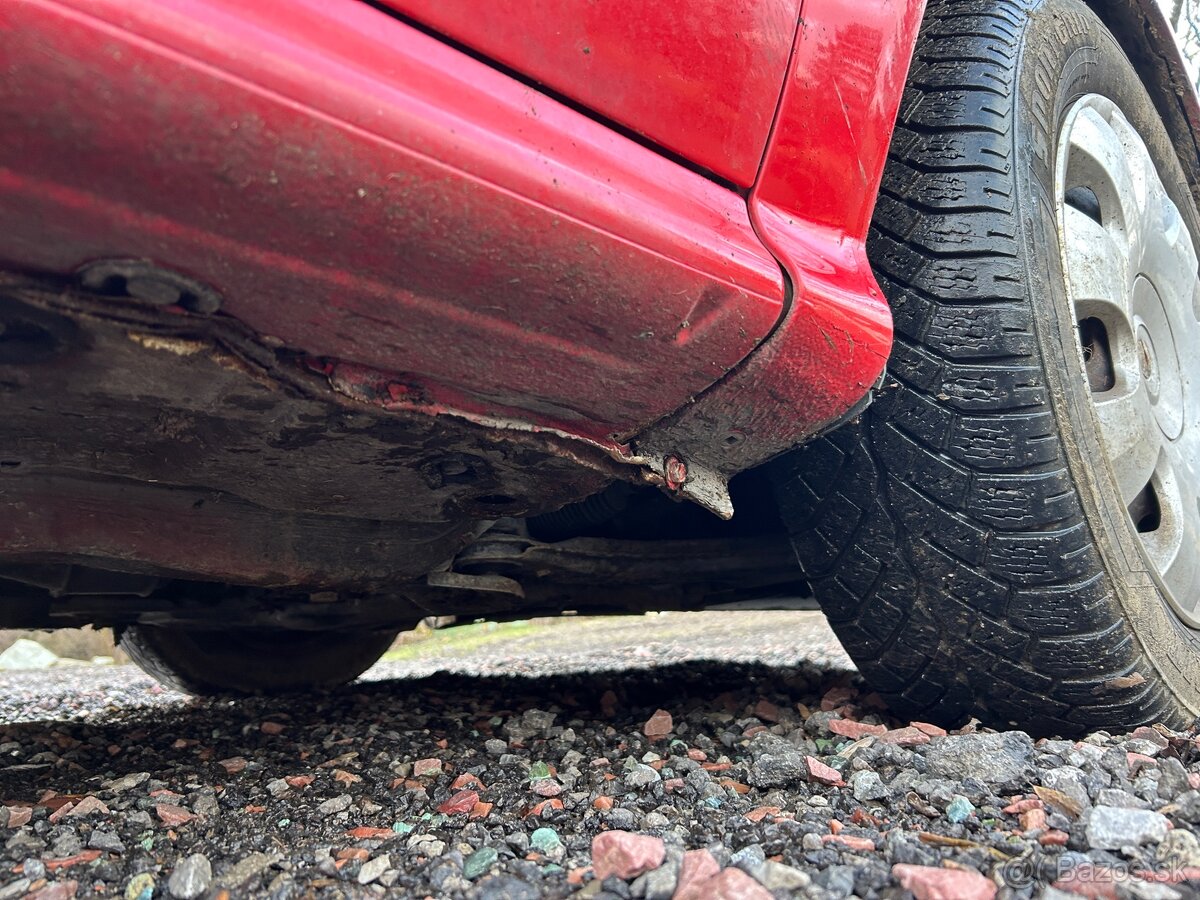 OCTAVIA 1 NÁHRADNÉ DIELY - 6