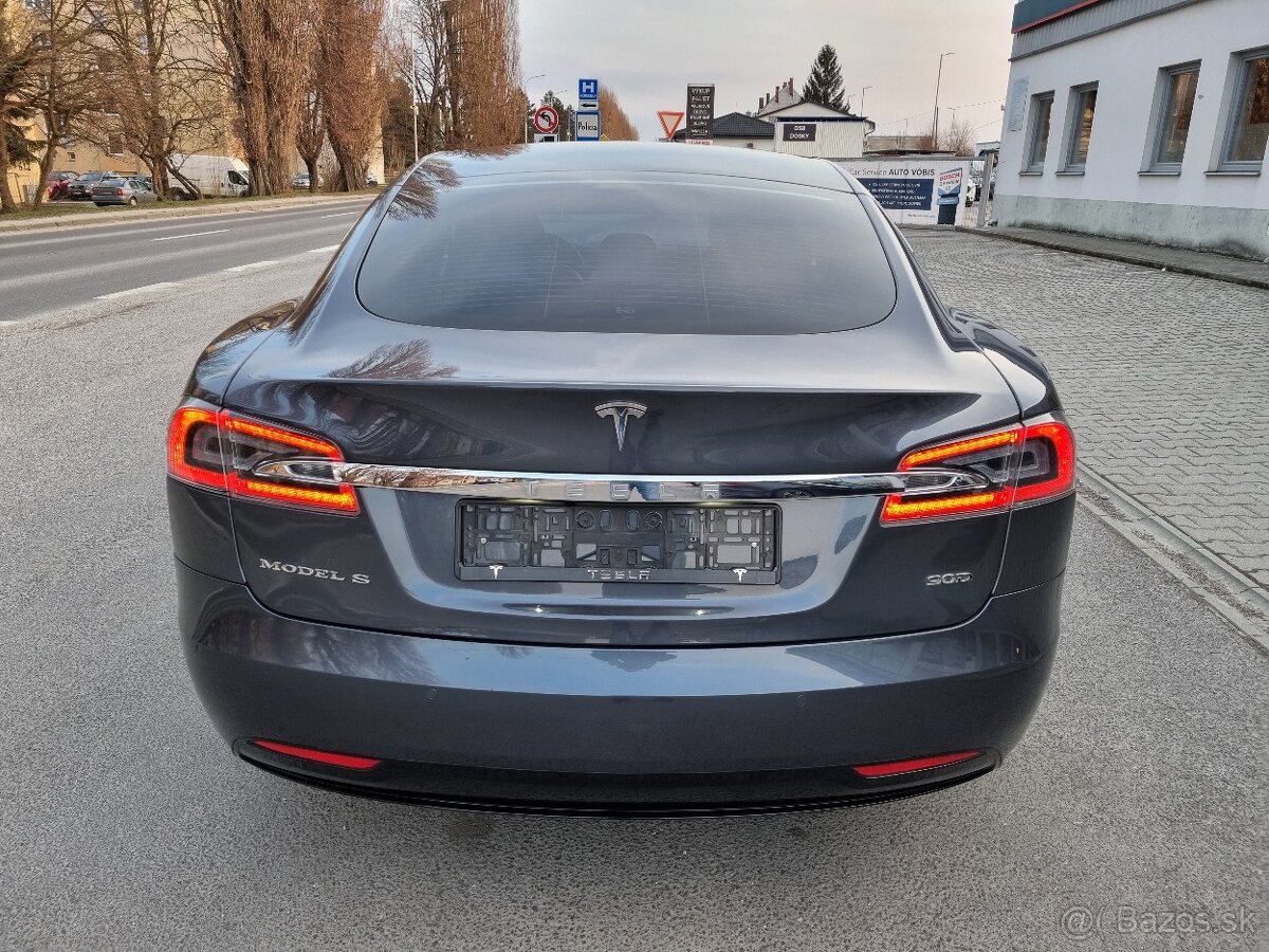 ===Tesla Model S 90D Free Supercharger=== - 6