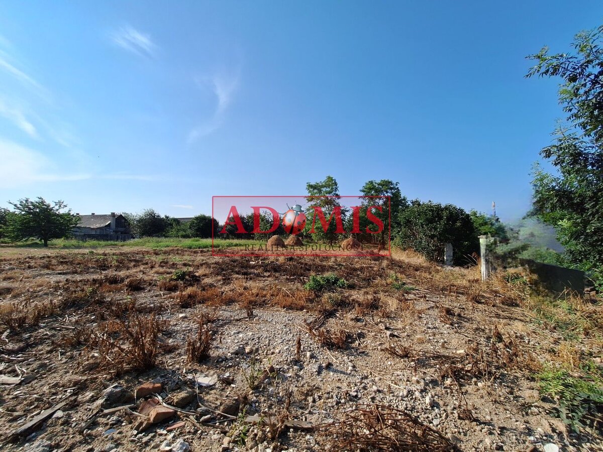 ADOMIS - Predáme stavebný pozemok 1160m2 Milhosť, všetky sie - 6
