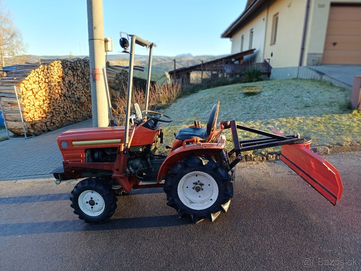 Predám malotraktor Yanmar 1301D - 6