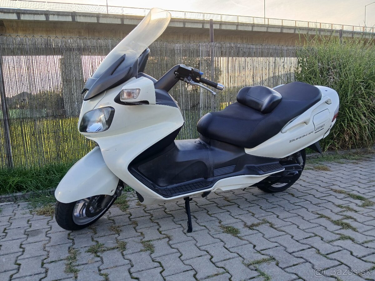 Suzuki AN 650 Burgman - 6