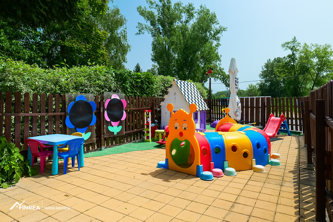 FINREA│ Zabehnutý apartmánový dom v areáli termálnych kúpeľo - 6