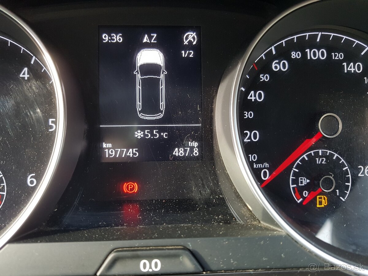 Predám Golf 7 Variant 1,6TDI 85kW manuál - 6