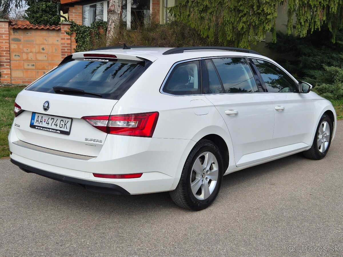 Škoda Superb Combi 1.6 TDI Ambition - 6