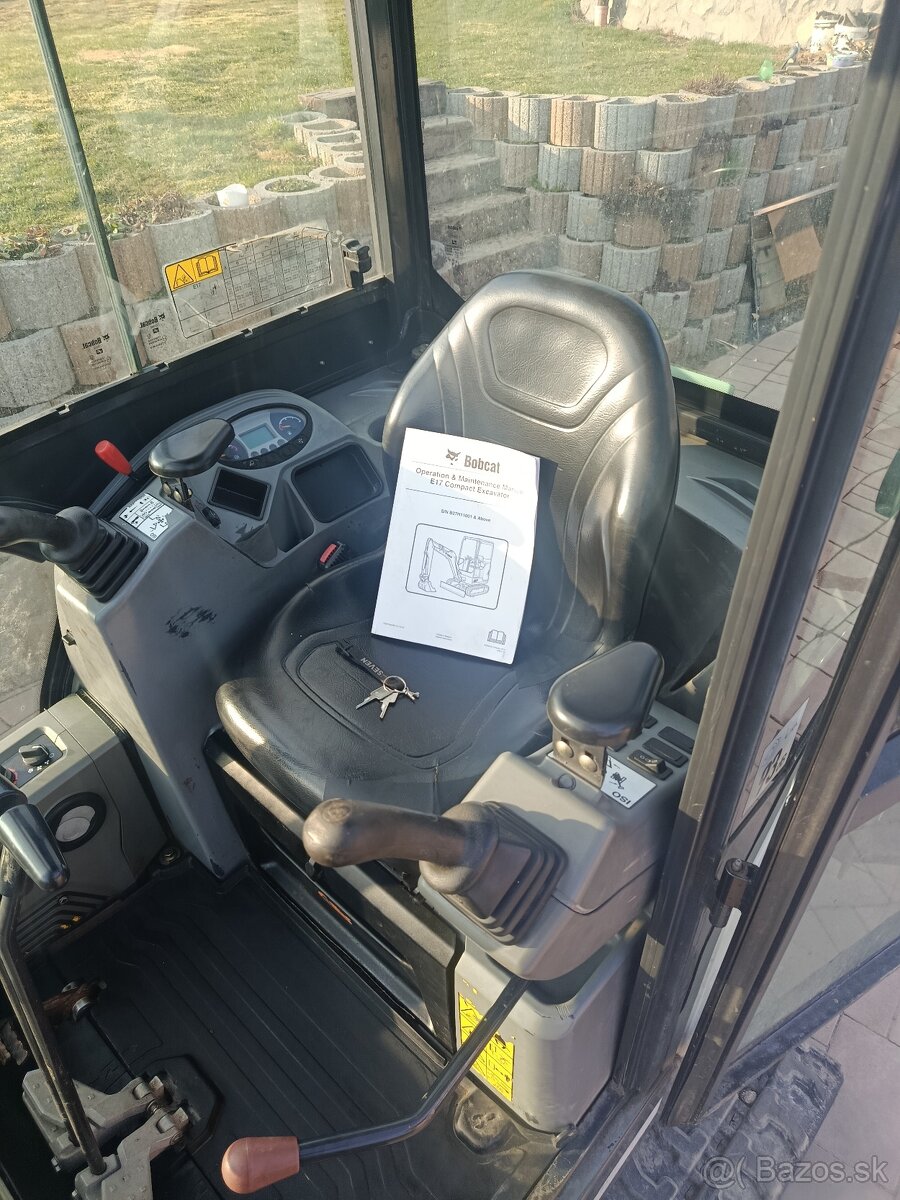 Minibager Bobcat E17 - 6