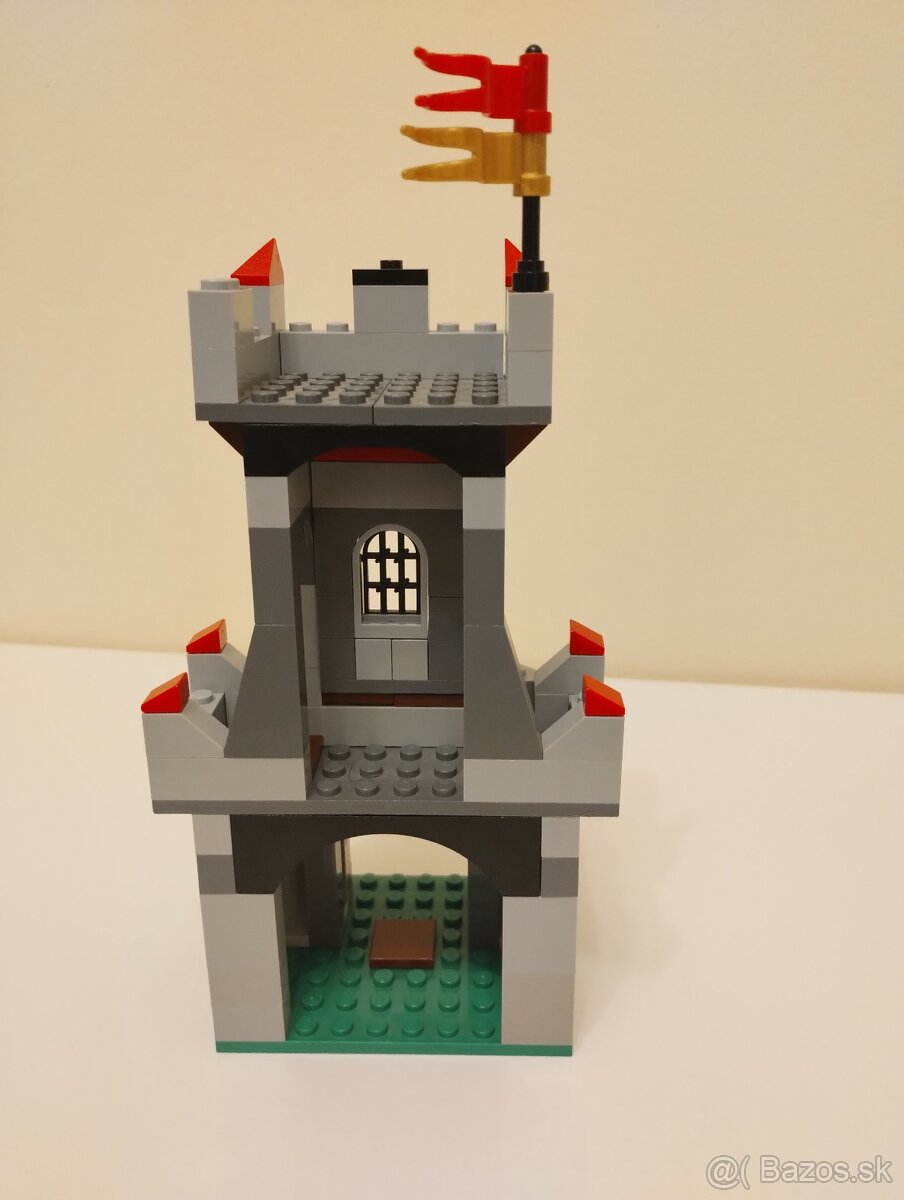 LEGO Castle 7948 Outpost Attack - 6