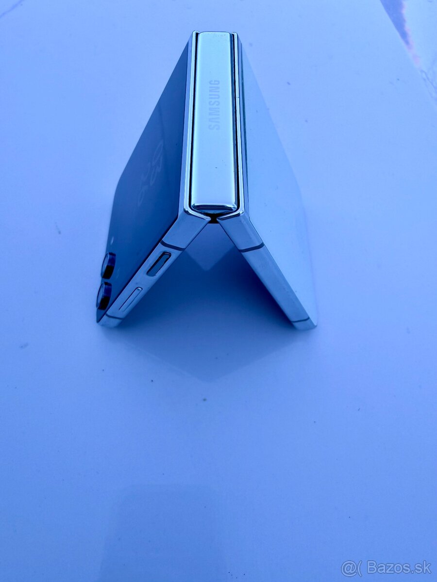 Samsung Galaxy Z Flip 5 256gb, mint - 6