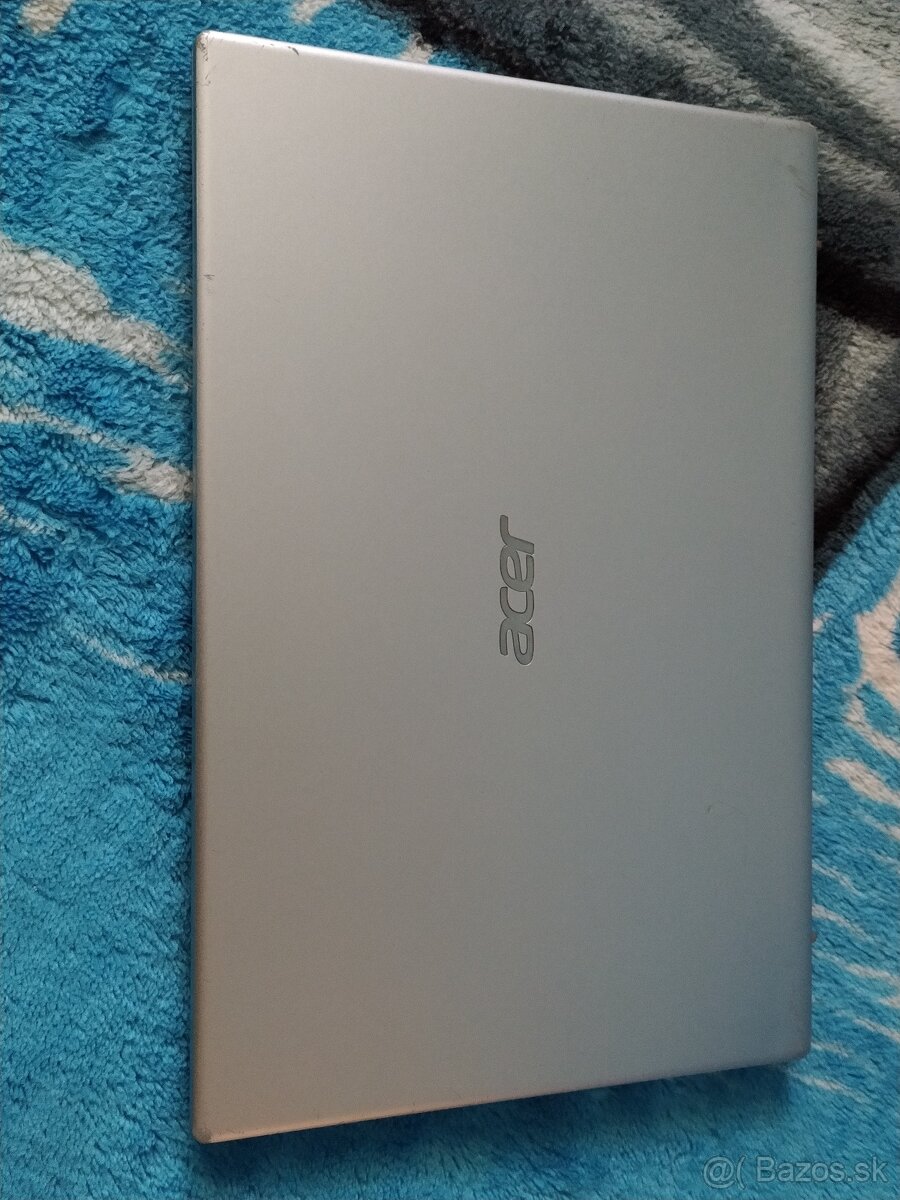 Acer Aspire 3 /Win11/4 GB DDR4/128GB/Intel UHD/1920x1080 - 6