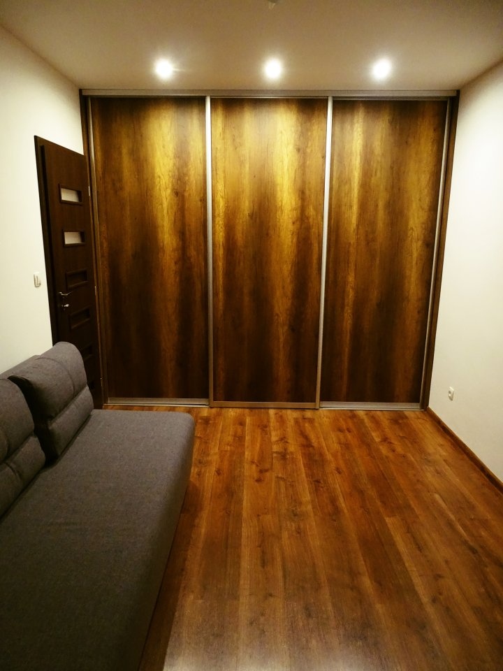 Prenajmem moderný priestranný 3 izbový byt - 6