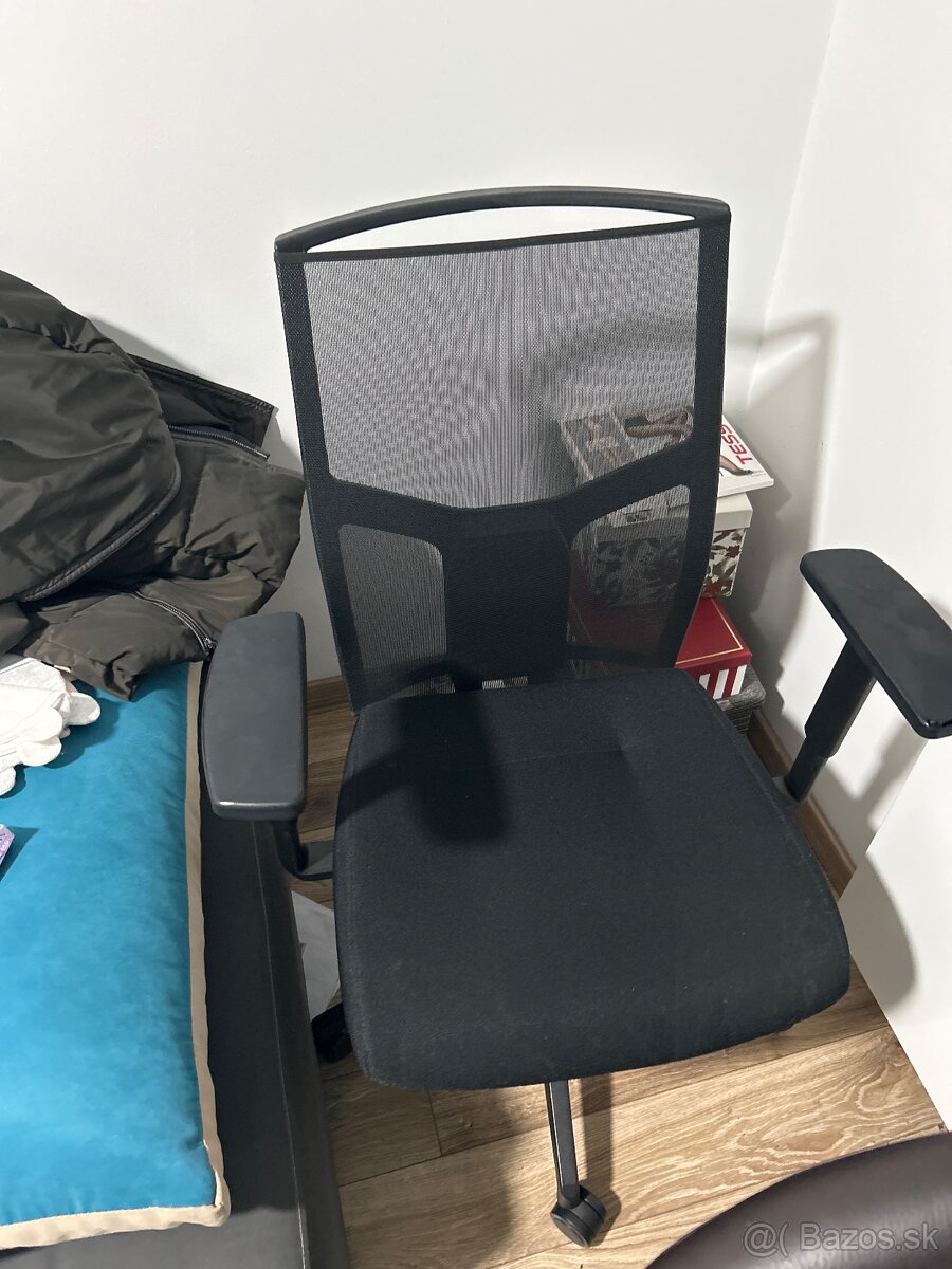 Kancelárska stolicka - 6
