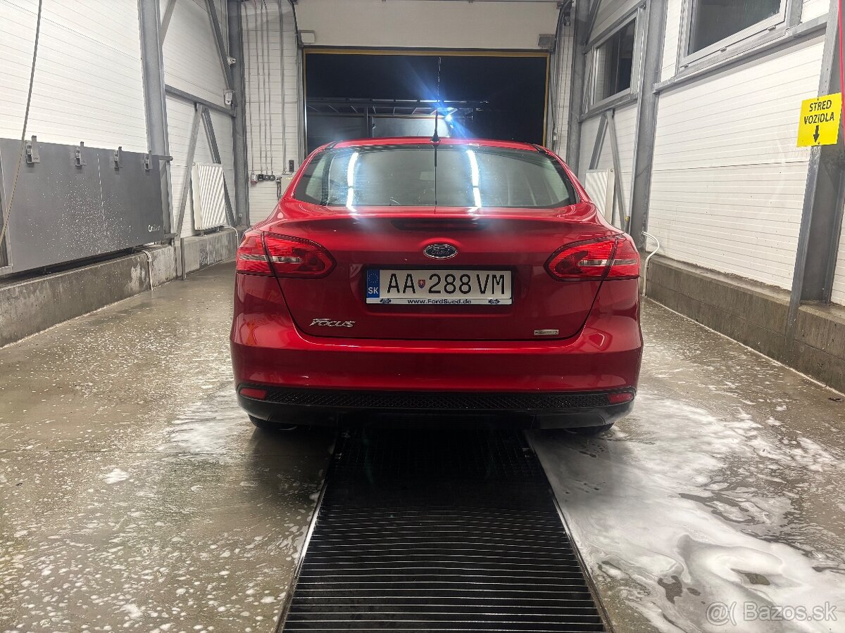 Ford Focus sedan, 125 koni - 6