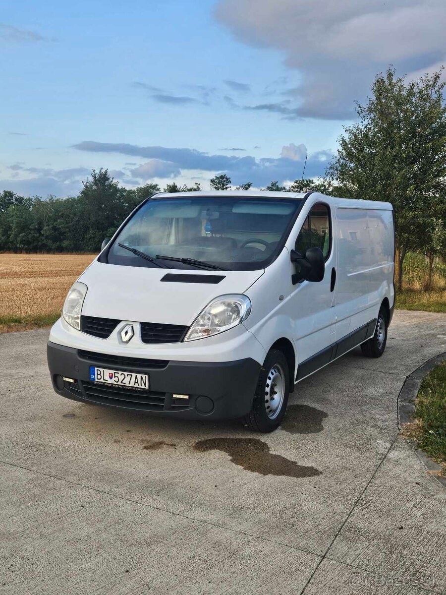 Renault Trafic 2.0 Dci Long - 6