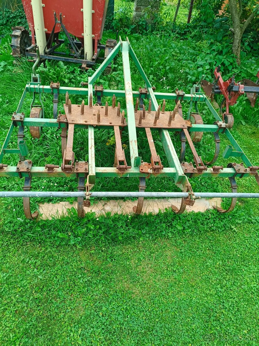 Predam poľnohospodársku techniku - 6