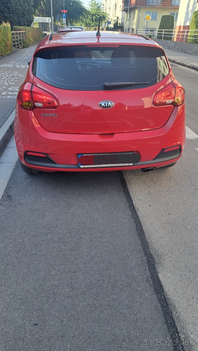 Kia Ceed 1,4 benzín - 6