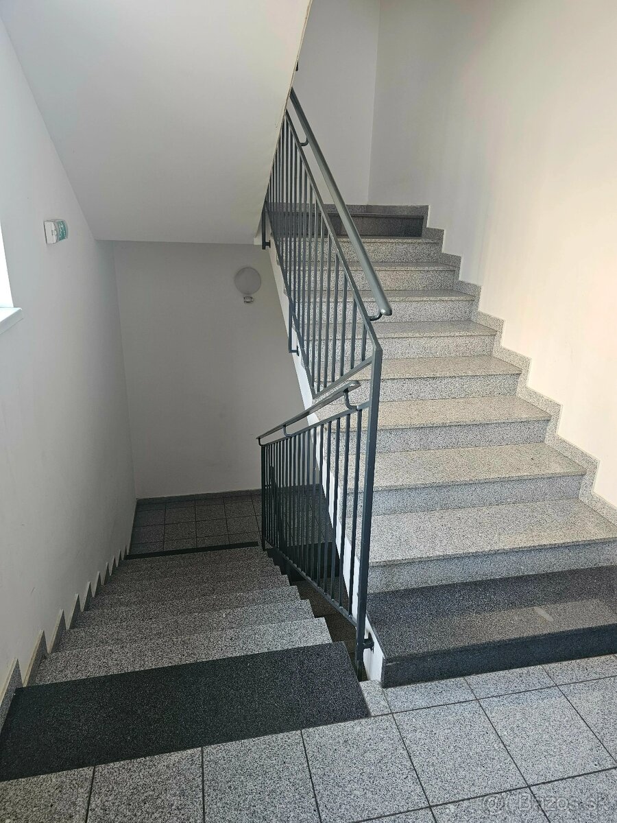 SUPER Prenájom:150,-EUR za kanceláriu v NOVOSTAVBE s energ. - 6