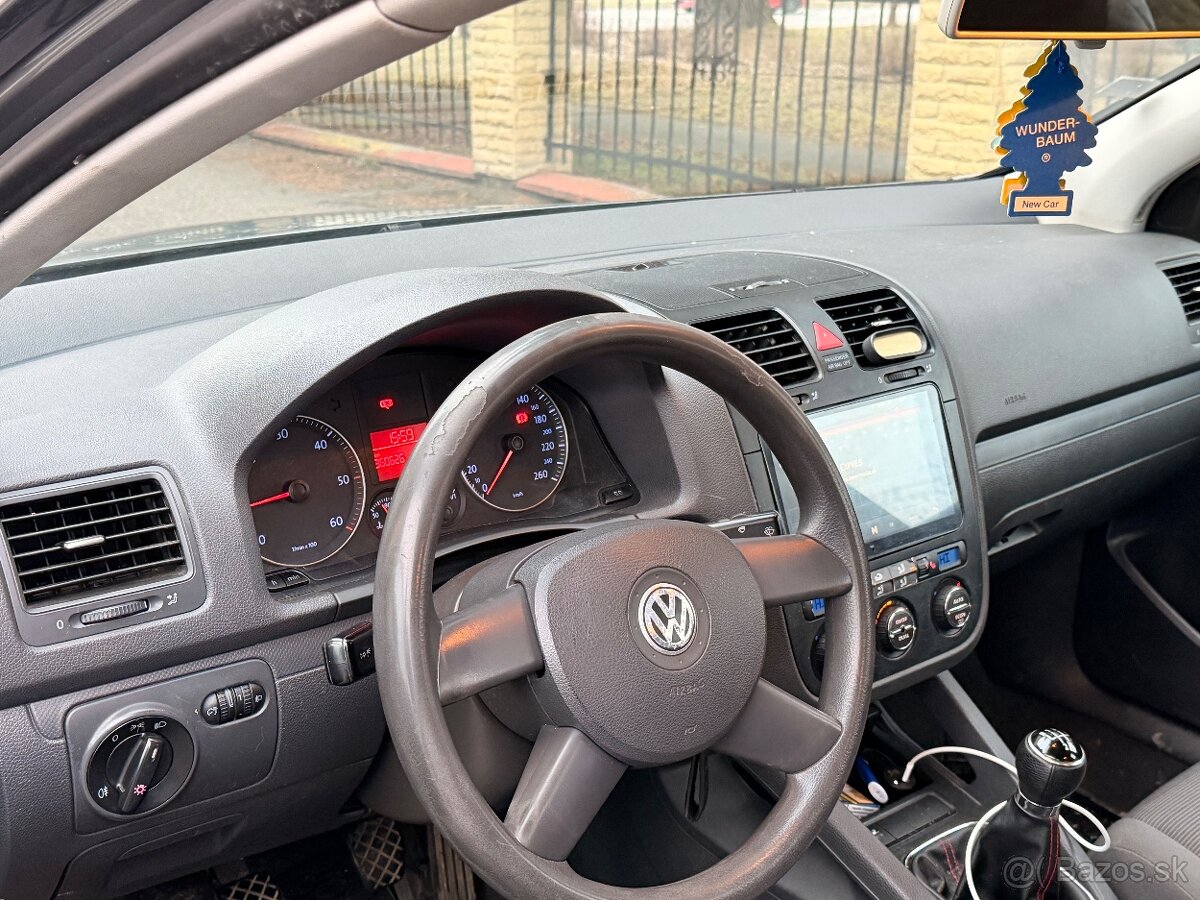Predám vw golf 1.9 TDI 77 kw - 6